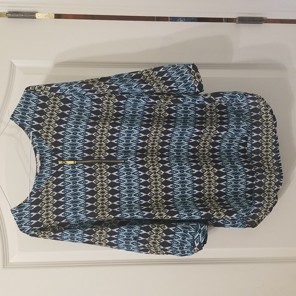 DB Established 1962 Blue 3/4 Sleeve,1/4 Zip Blouse Size M